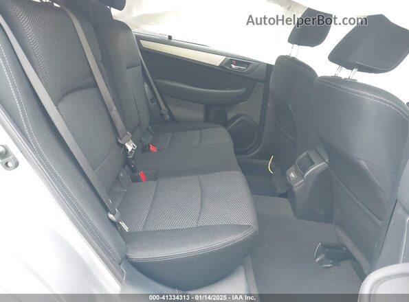 4S4BSACC8J3393983 2018 SUBARU OUTBACK Silver Вид наклейки з VIN-кодом