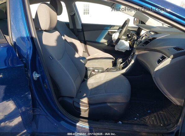 5NPDH4AE4GH674645 2016 HYUNDAI ELANTRA Blue Вид салону спереду