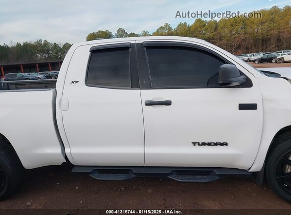 5TFRY5F16MX289394 2021 TOYOTA TUNDRA White Widok wnętrza z tyłu