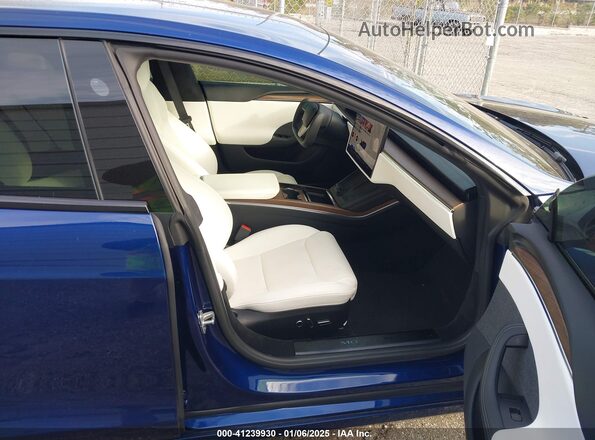 5YJSA1E5XMF453632 2021 TESLA MODEL S Синий Вид салона спереди