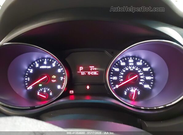 KNDMB5C10G6121308 2016 KIA SEDONA Burgundy Вид задніх сидінь
