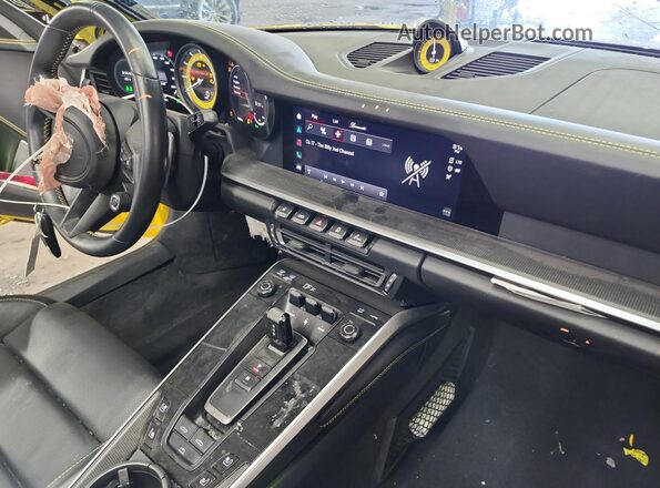 WP0CD2A94NS260598 2022 PORSCHE 911 Yellow Vista de los asientos traseros