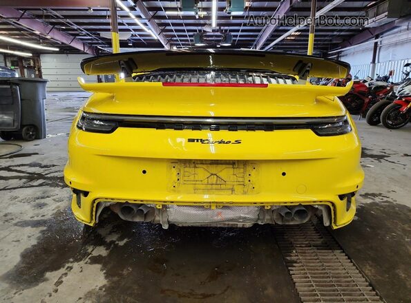 WP0CD2A94NS260598 2022 PORSCHE 911 Yellow Vista trasera