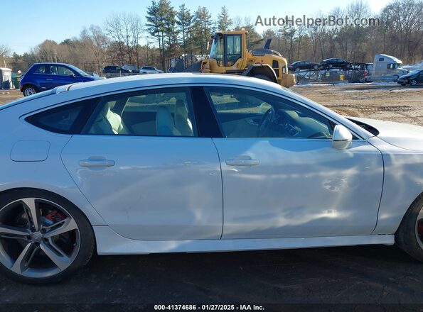 WUAW2AFC3GN902069 2016 AUDI RS7 White უკანა სალონის ხედი