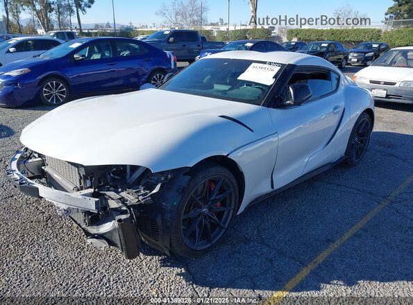 WZ1DB0G0XPW059812 2023 TOYOTA GR SUPRA White Front left