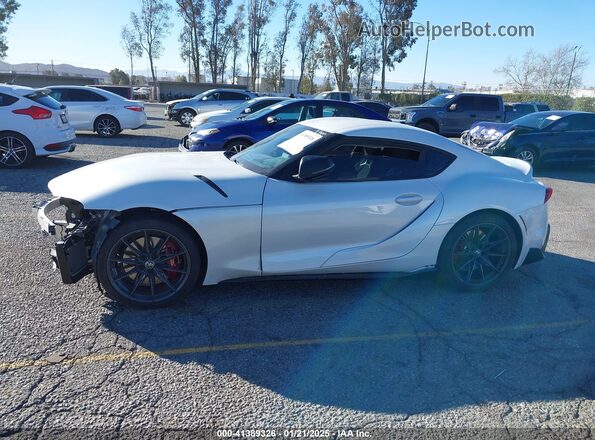 WZ1DB0G0XPW059812 2023 TOYOTA GR SUPRA White 360 interior view