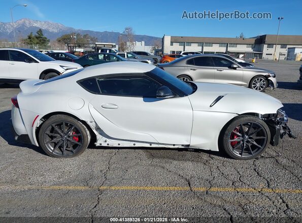 WZ1DB0G0XPW059812 2023 TOYOTA GR SUPRA White Rear interior view