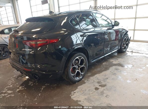 ZASPAKBN6N7D28612 2022 ALFA ROMEO STELVIO Black 