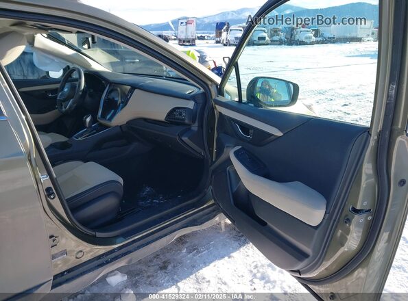 4S4BTAFC8R3129778 2024 SUBARU OUTBACK Green წინა სალონის ხედი
