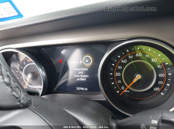 1C4HJXDN2MW625890 2021 JEEP WRANGLER UNLIMITED White Widok tylnych siedzeń