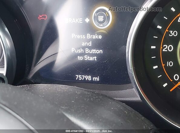 1C4HJXDN2MW625890 2021 JEEP WRANGLER UNLIMITED White Widok wnętrza 360 stopni