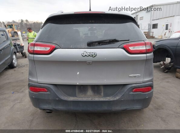 1C4PJLLB0JD509803 2018 JEEP CHEROKEE LATITUDE PL Silver 
