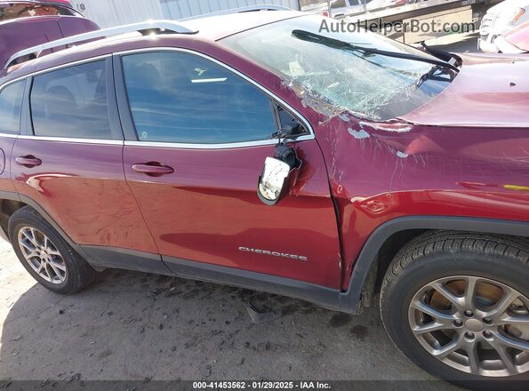 1C4PJMLB5JD609675 2018 JEEP CHEROKEE LATITUDE PL Красный Вид задней части салона