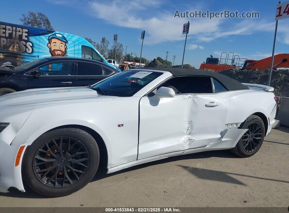 1G1FB3DS6K0142544 2019 CHEVROLET CAMARO White 360 interior view