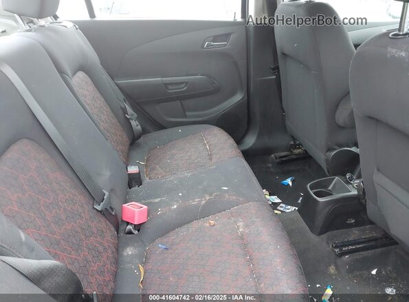 1G1JD5SB8L4104455 2020 CHEVROLET SONIC Black Widok naklejki z numerem VIN