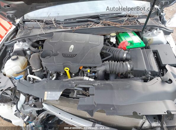 1LN6L9NP6L5606322 2020 LINCOLN CONTINENTA Silver Widok z tyłu
