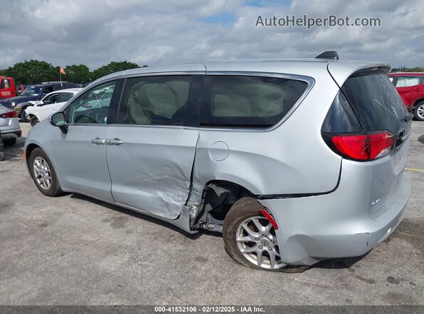 2C4RC1CG4NR211535 2022 CHRYSLER VOYAGER Silver 
