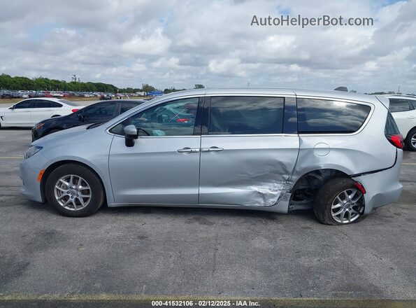 2C4RC1CG4NR211535 2022 CHRYSLER VOYAGER Silver 
