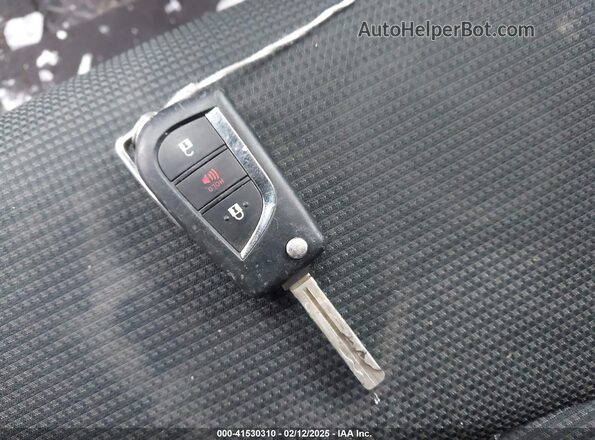2T3F1RFV7MW231252 2021 TOYOTA LE Белый Вид панели приборов
