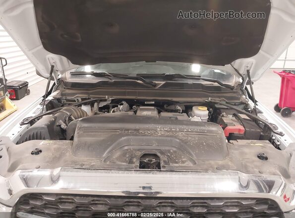 3C6UR5DL4RG291692 2024 RAM 2500 White Rear view