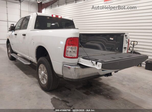 3C6UR5DL4RG291692 2024 RAM 2500 White Rear left