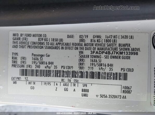 3FADP4BJ7KM133998 2019 FORD FIESTA White Vista del compartimento del motor