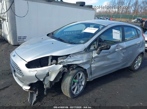 3FADP4EJ6KM136872 2019 FORD FIESTA Silver წინა ხედი
