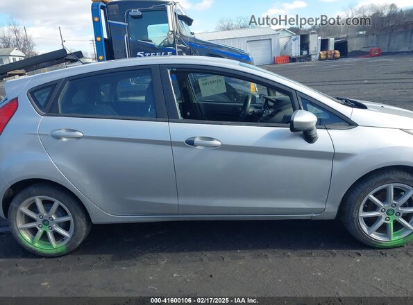 3FADP4EJ6KM136872 2019 FORD FIESTA Silver უკანა სალონის ხედი