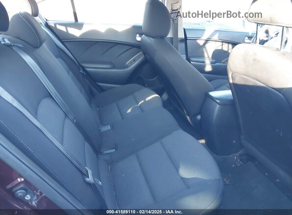 3KPFK4A73HE047646 2017 KIA FORTE Maroon 