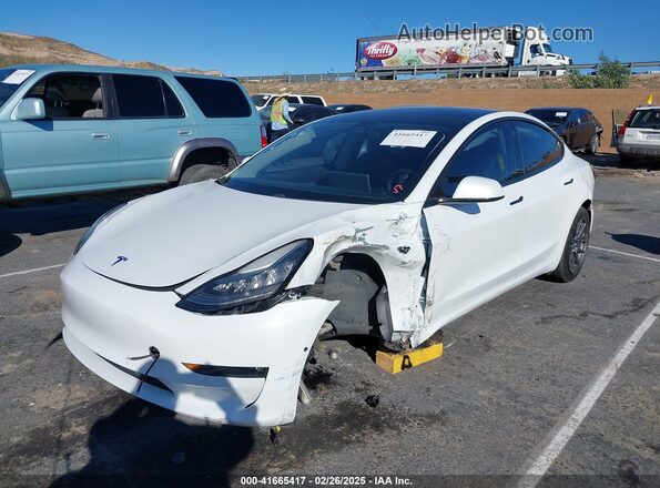 5YJ3E1EB9JF088774 2018 TESLA MODEL 3 White Front left