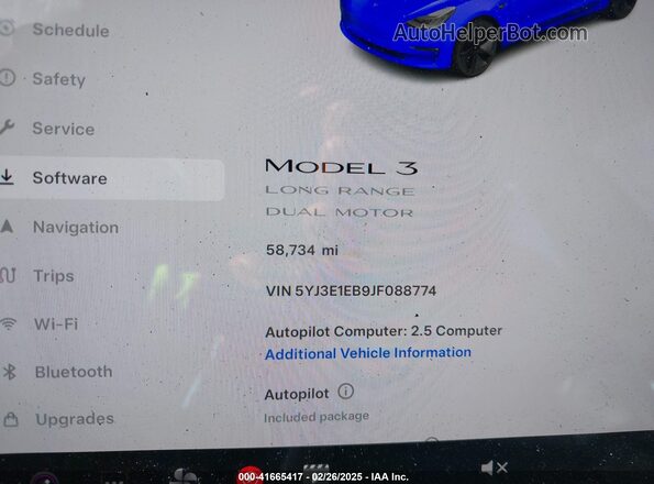 5YJ3E1EB9JF088774 2018 TESLA MODEL 3 White Rear seats view