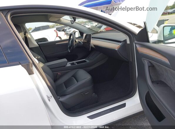 7SAYGDEE3PA123054 2023 TESLA MODEL Y White Vista interior delantera