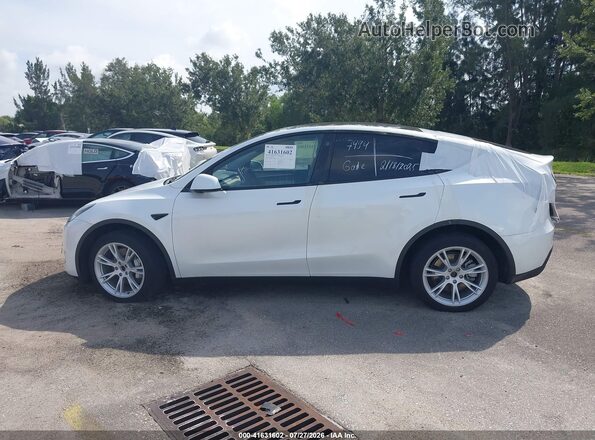 7SAYGDEE3PA123054 2023 TESLA MODEL Y White 