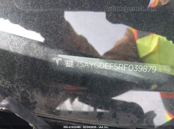 7SAYGDEF5RF039879 2024 TESLA MODEL Y Gray Widok naklejki z numerem VIN