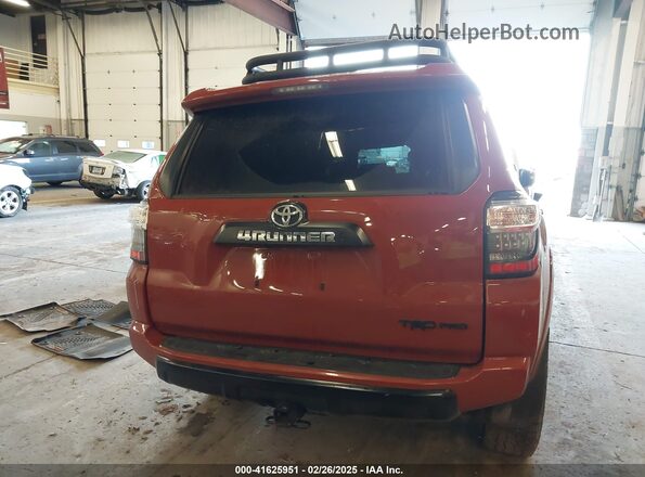 JTELU5JR4R6232473 2024 TOYOTA 4RUNNER Orange 
