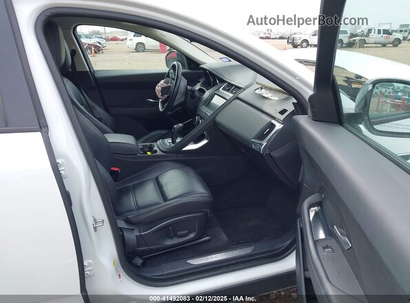 SADFK2FX3L1Z79066 2020 JAGUAR E-PACE White Вид салону спереду