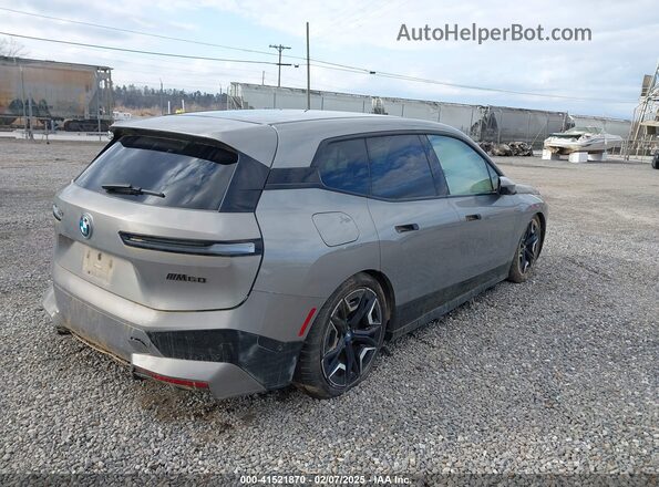 WB533CF09PCM64129 2023 BMW IX Gray Rear right