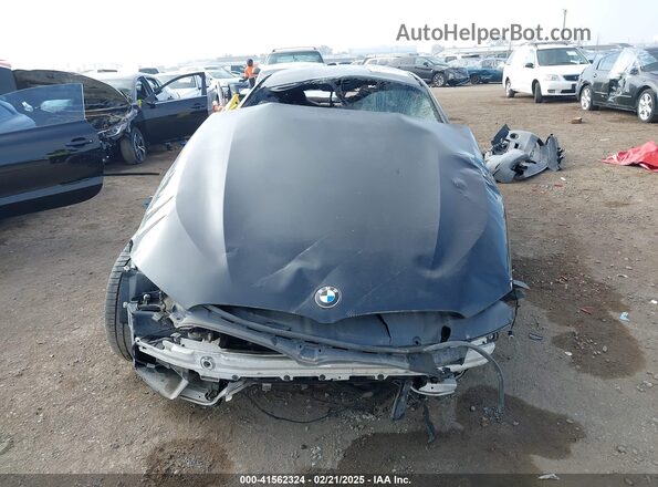 WBSGV0C09NCH05618 2022 BMW M8 Black 