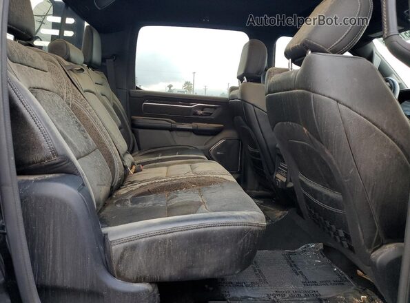 1C6SRFU90MN902187 2021 RAM 1500 Фиолетовый Вид задних сидений
