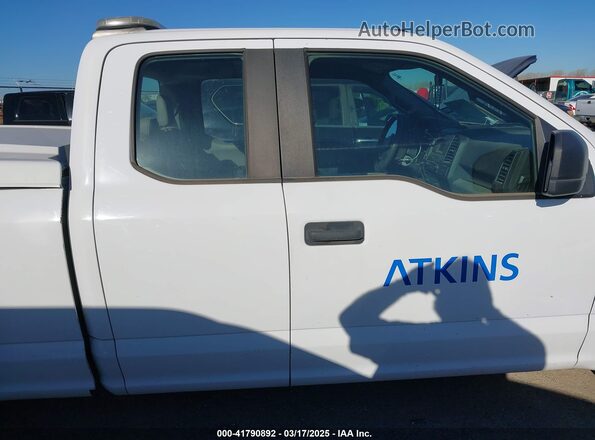 1FTEX1CB9JKF21311 2018 FORD F150 White Widok wnętrza 360 stopni