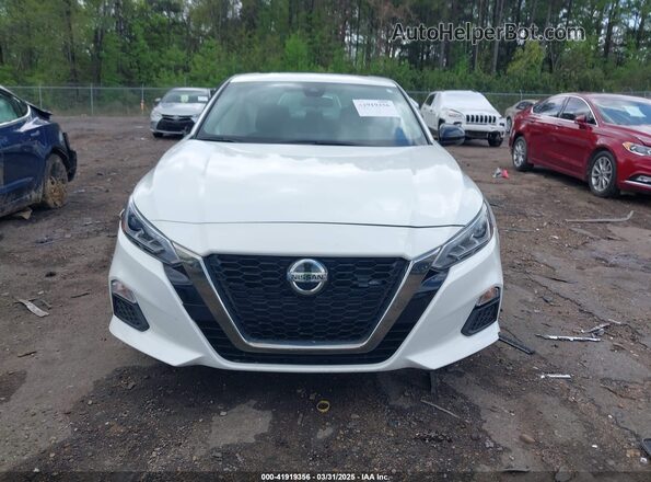 1N4BL4CV3MN318580 2021 NISSAN ALTIMA White Вид задньої частини салону