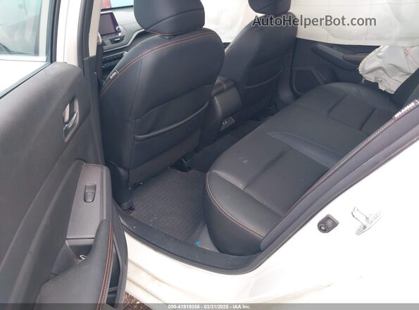 1N4BL4CV3MN318580 2021 NISSAN ALTIMA White Вид наклейки з VIN-кодом