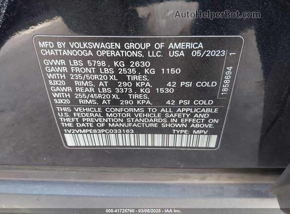 1V2VMPE83PC033163 2023 VOLKSWAGEN ID.4 Black 
