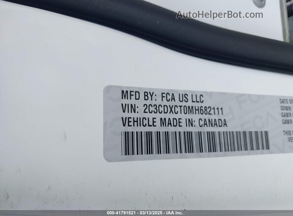2C3CDXCT0MH682111 2021 DODGE CHARGER White Widok komory silnika