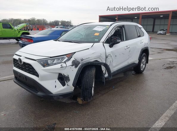 2T3P1RFV5MC226296 2021 TOYOTA LE White Front left
