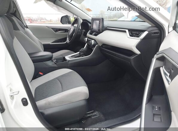 2T3P1RFV5MC226296 2021 TOYOTA LE White Front interior view