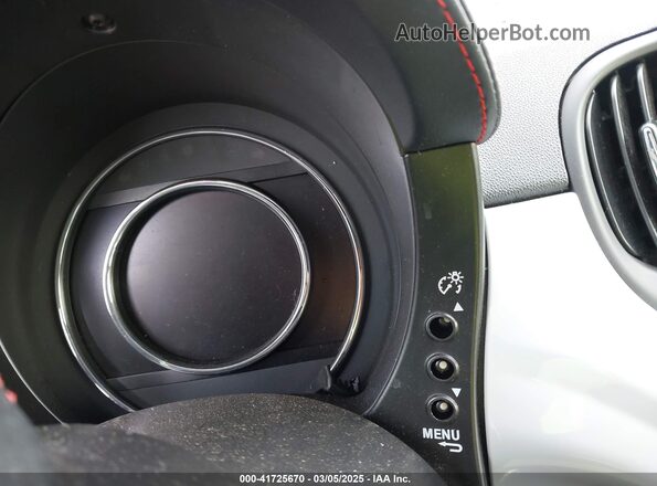 3C3CFFFH6HT556442 2017 FIAT 500 Серый Вид задних сидений