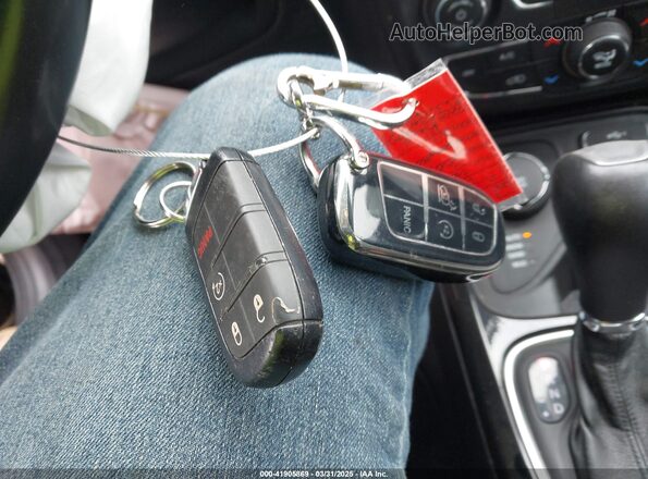 3C4NJDBB4MT578491 2021 JEEP COMPASS Черный Вид панели приборов