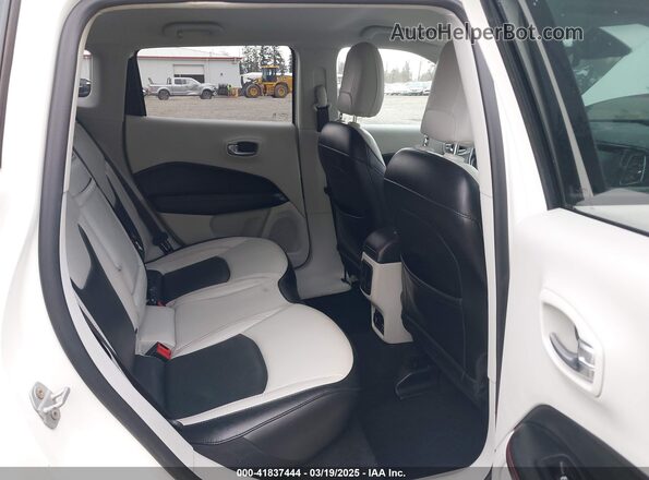 3C4NJDCB5LT153584 2020 JEEP COMPASS White Vista de la etiqueta del VIN
