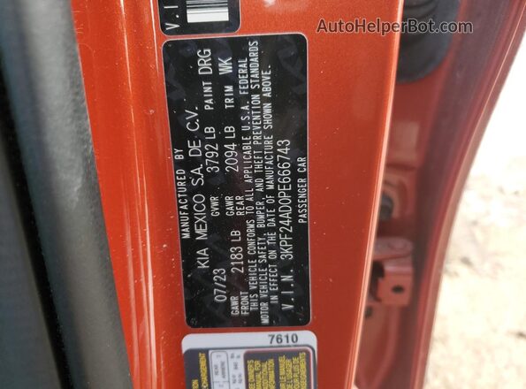 3KPF24AD0PE666743 2023 KIA FORTE Orange Vista del compartimento del motor